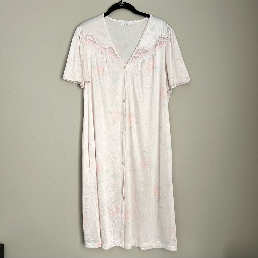 VTG 70s Vanity Fair Pink Floral Lace Robe M Feminine Cottagecore, Gandmacore USA